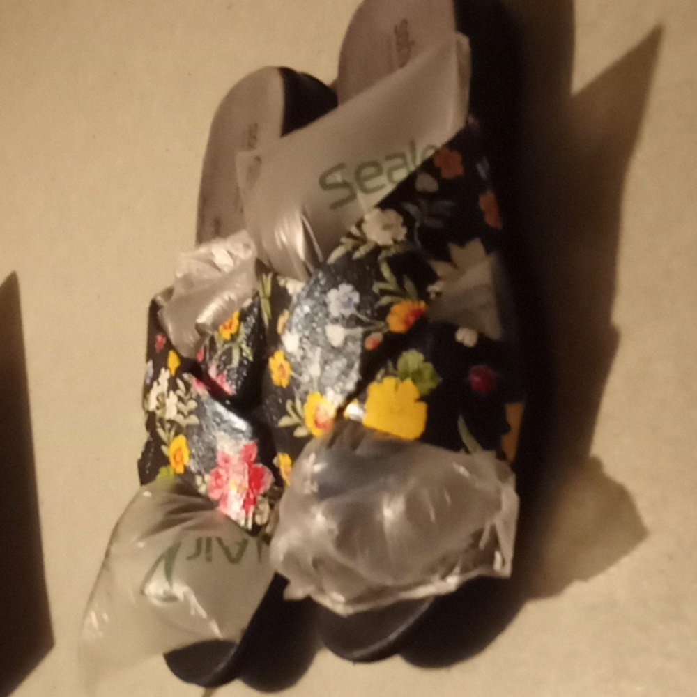 Software Sandals - image 1